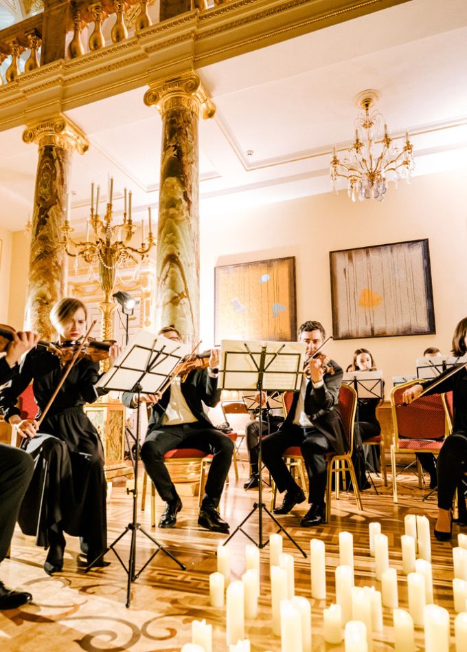 HighTime Orchestra. Свидание в Париже при 1000 свечей